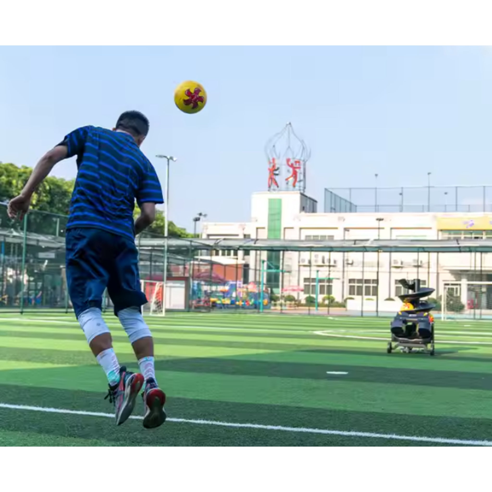 Siboasi FlameStrike Pro Soccer Ball Launcher